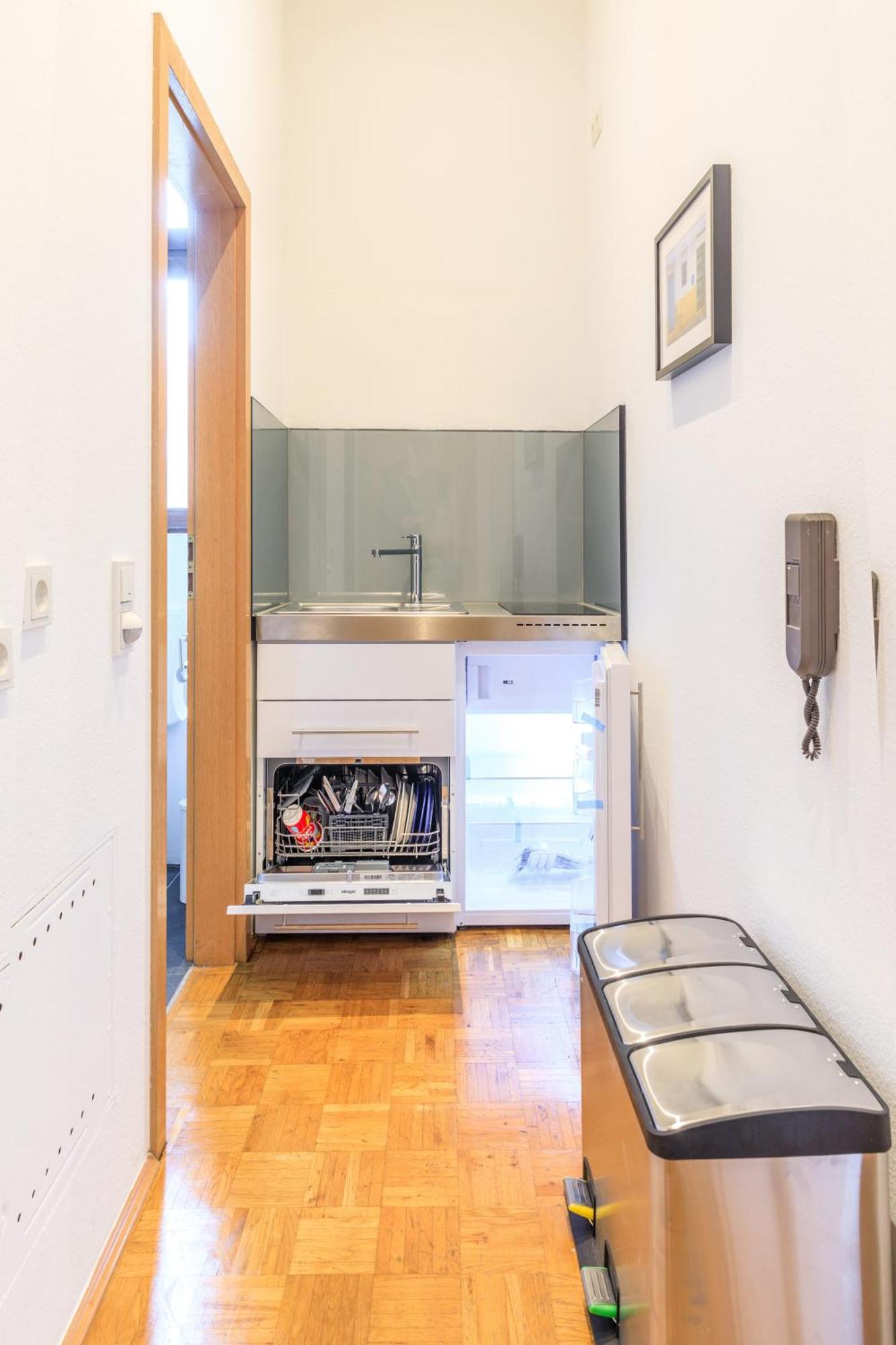 Charming City Apartment With Parking Spot Вюрцбург Екстер'єр фото